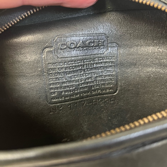 Coach Vintage Black Leather Wristlet New York City 6338 - Picture 9 of 10